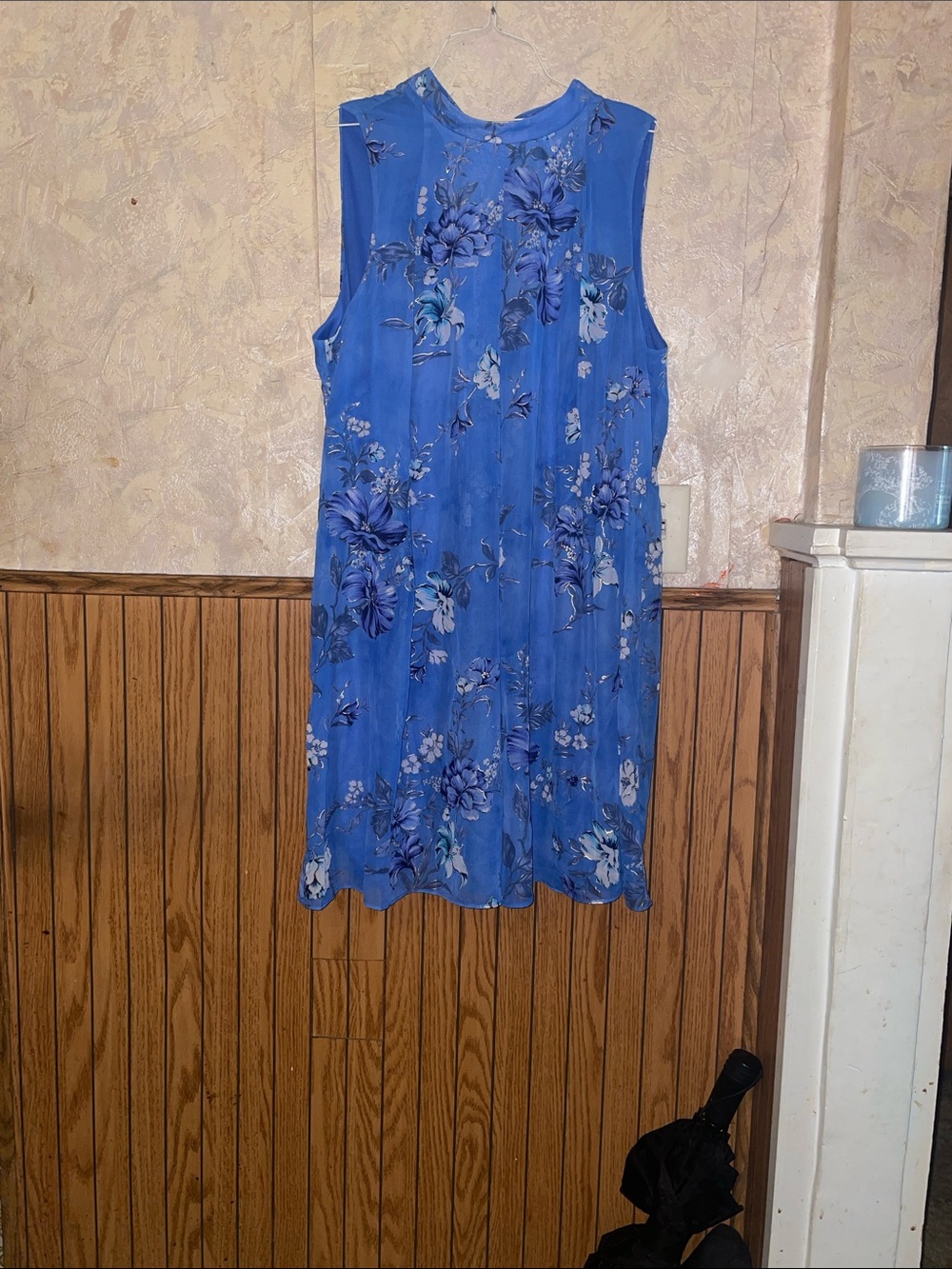 Sleeveless blue & gold floral lane Bryant dress (18/20)(nwt)